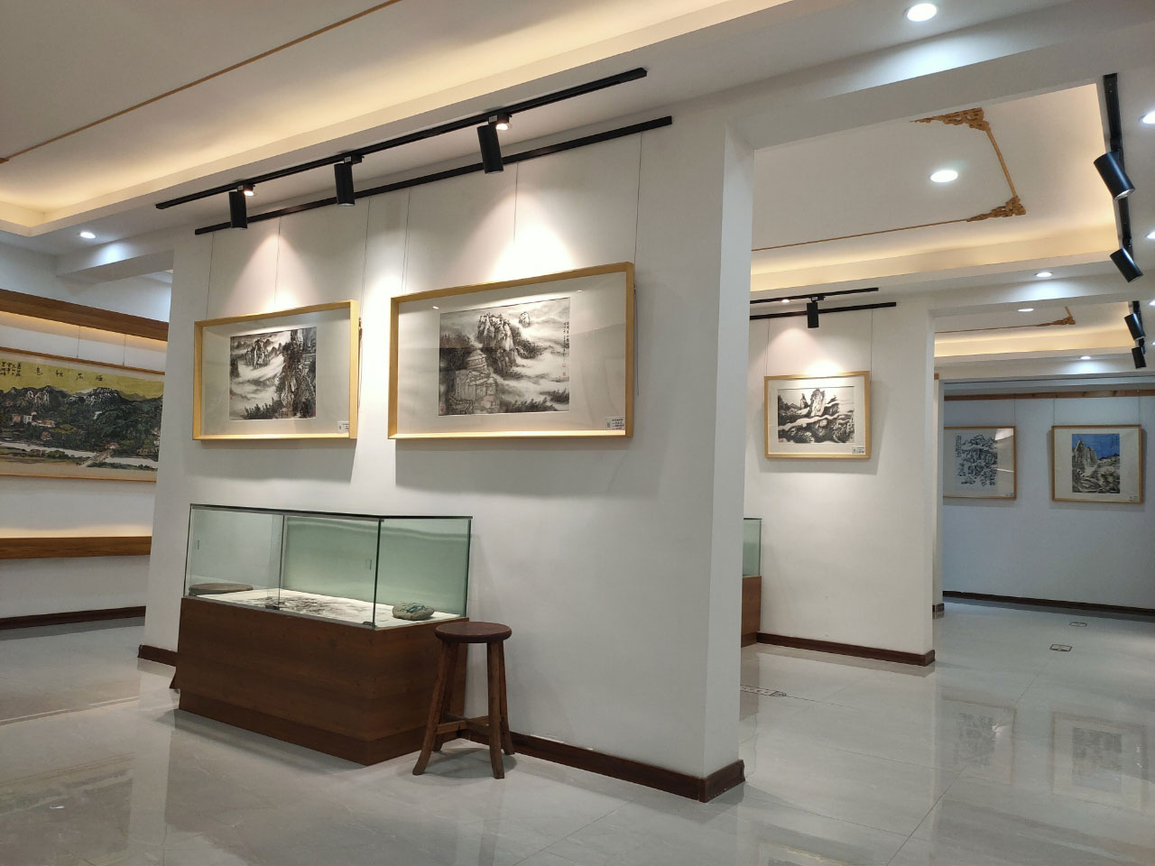 南雁荡山水书画馆